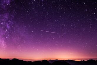 StarCraft TMG - Lore und Hintergrundgeschichten im Weltraum (Quelle: Unsplash)