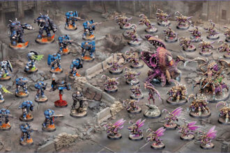 StarCraft TMG Founder's Edition — bemalte Terraner und Zerg aus dem Tale of Painters Review (Quelle: taleofpainters.com)