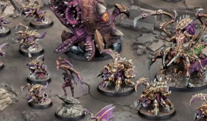 StarCraft TMG - Zerg-Miniaturen im Gefecht (Quelle: nodicenoglory.com)