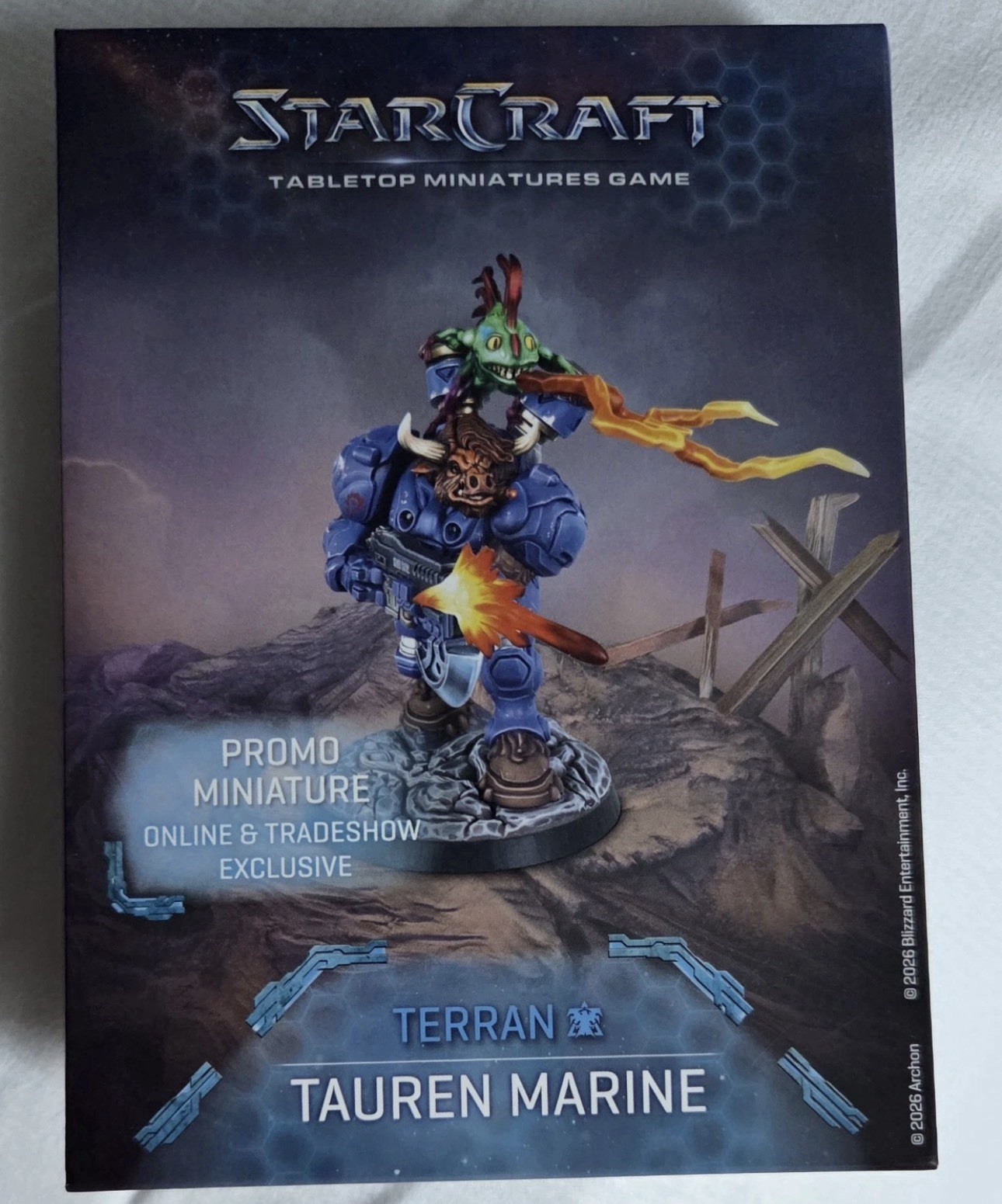 Verpackung der Promo-Miniatur Tauren Marine aus der BlizzCon 2026 mit dem Aufdruck Online & Tradeshow Exclusive